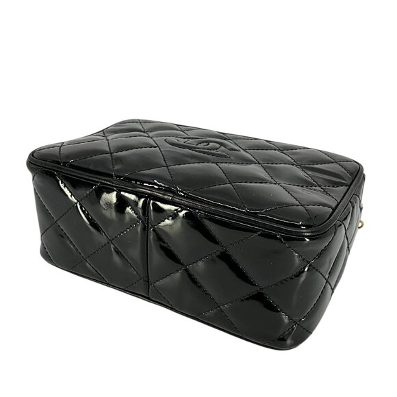 Chanel Vintage Quilted Patent Leather Tassel Camera Bag - Picture 5 of 8